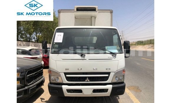 Acheter Import Voiture Mitsubishi i Blanc à Import - Dubai, Ali Sabieh Region