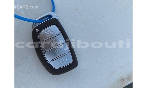 Buy Import Hyundai Tucson White Car in Import - Dubai in Ali Sabieh Region Buy Import Hyundai Tucson White Car in Import - Dubai in Ali Sabieh Region