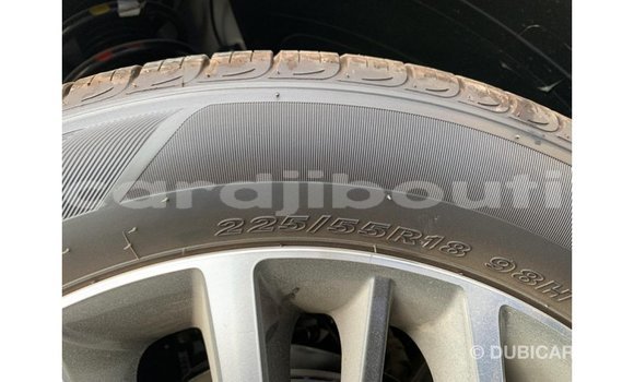 Buy Import Hyundai Tucson White Car in Import - Dubai in Ali Sabieh Region Buy Import Hyundai Tucson White Car in Import - Dubai in Ali Sabieh Region