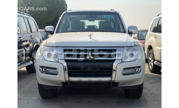 Buy Import Mitsubishi Pajero Black Car in Import - Dubai in Ali Sabieh Region Buy Import Mitsubishi Pajero Black Car in Import - Dubai in Ali Sabieh Region
