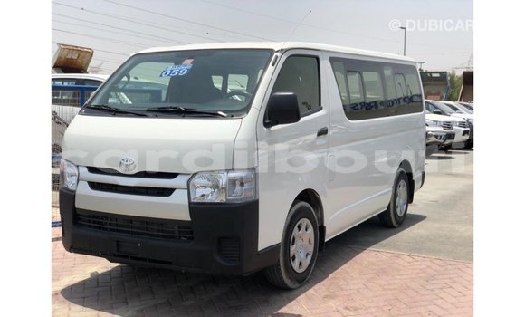 Buy Import Toyota Hiace White Car in Import - Dubai in Ali Sabieh Region Buy Import Toyota Hiace White Car in Import - Dubai in Ali Sabieh Region