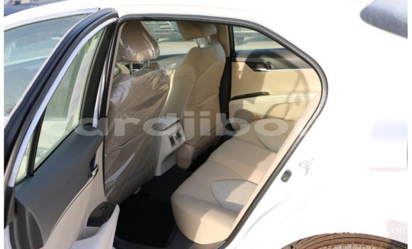 Buy Import Toyota Camry White Car in Import - Dubai in Ali Sabieh Region Buy Import Toyota Camry White Car in Import - Dubai in Ali Sabieh Region