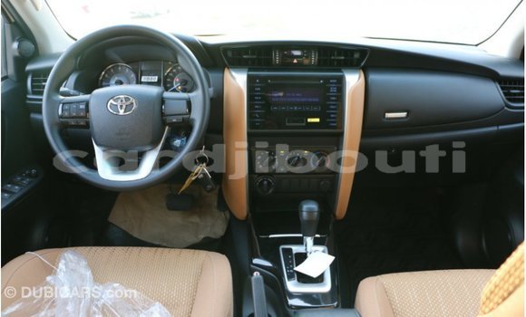 Buy Import Toyota Fortuner Black Car in Import - Dubai in Ali Sabieh Region Buy Import Toyota Fortuner Black Car in Import - Dubai in Ali Sabieh Region