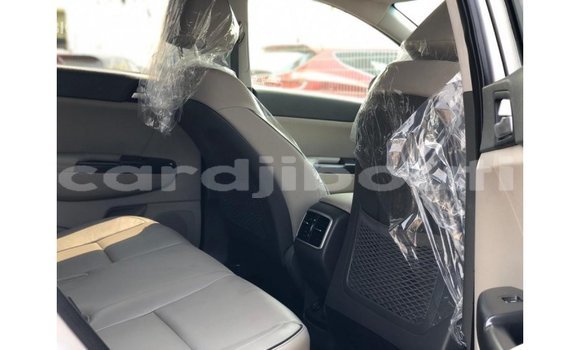 Buy Import Kia Sportage Other Car in Import - Dubai in Ali Sabieh Region Buy Import Kia Sportage Other Car in Import - Dubai in Ali Sabieh Region
