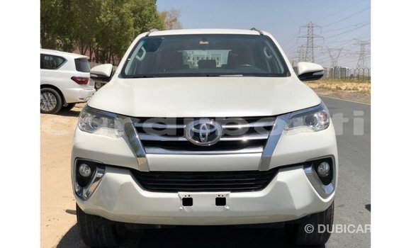Buy Import Toyota Fortuner White Car in Import - Dubai in Ali Sabieh Region Buy Import Toyota Fortuner White Car in Import - Dubai in Ali Sabieh Region