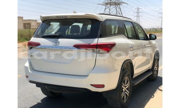 Buy Import Toyota Fortuner White Car in Import - Dubai in Ali Sabieh Region Buy Import Toyota Fortuner White Car in Import - Dubai in Ali Sabieh Region