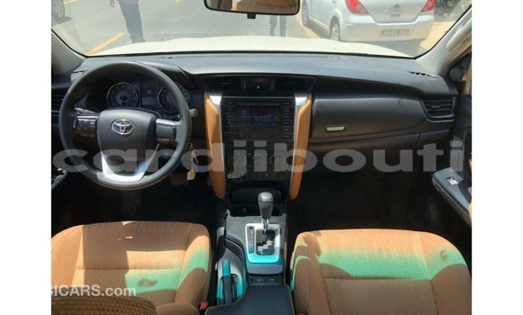 Buy Import Toyota Fortuner White Car in Import - Dubai in Ali Sabieh Region Buy Import Toyota Fortuner White Car in Import - Dubai in Ali Sabieh Region