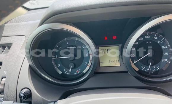 Buy Used Toyota Land Cruiser Prado Green Car in Djibouti in Djibouti Region Buy Used Toyota Land Cruiser Prado Green Car in Djibouti in Djibouti Region