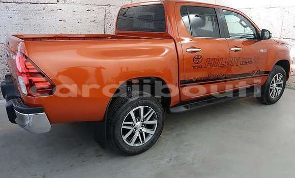 Acheter Occasion Voiture Toyota Hilux Marron à 'Ali Sabieh, Ali Sabieh Region Acheter Occasion Voiture Toyota Hilux Marron à 'Ali Sabieh, Ali Sabieh Region