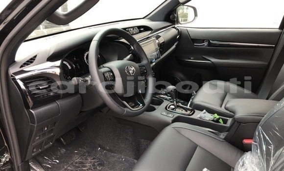 Acheter Occasion Voiture Toyota Hilux Noir à 'Ali Sabieh, Ali Sabieh Region Acheter Occasion Voiture Toyota Hilux Noir à 'Ali Sabieh, Ali Sabieh Region