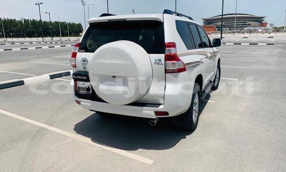 Buy Used Toyota Land Cruiser Prado Green Car in Djibouti in Djibouti Region Buy Used Toyota Land Cruiser Prado Green Car in Djibouti in Djibouti Region