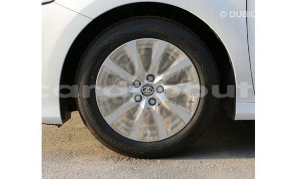 Buy Import Toyota Camry White Car in Import - Dubai in Ali Sabieh Region Buy Import Toyota Camry White Car in Import - Dubai in Ali Sabieh Region