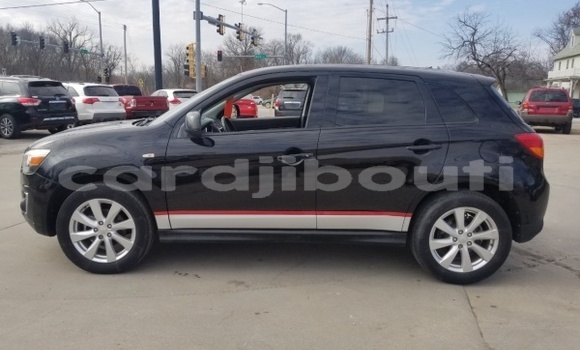 Acheter Occasion Voiture Mitsubishi Outlander Noir à Djibouti, Djibouti Region Acheter Occasion Voiture Mitsubishi Outlander Noir à Djibouti, Djibouti Region