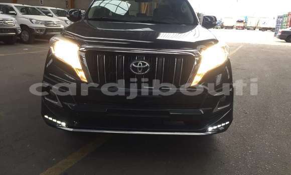 Acheter Occasion Voiture Toyota Land Cruiser Prado Vert à Jibuti, Jibuti Acheter Occasion Voiture Toyota Land Cruiser Prado Vert à Jibuti, Jibuti