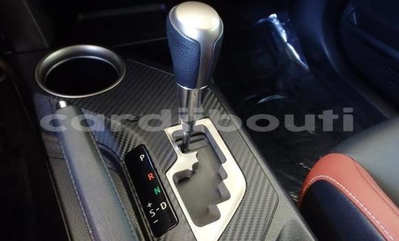 Buy Used Toyota RAV4 Green Car in Djibouti in Djibouti Region Buy Used Toyota RAV4 Green Car in Djibouti in Djibouti Region