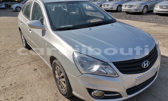 Acheter Occasion Voiture Hyundai Elantra Gris à Djibouti, Djibouti Region Acheter Occasion Voiture Hyundai Elantra Gris à Djibouti, Djibouti Region