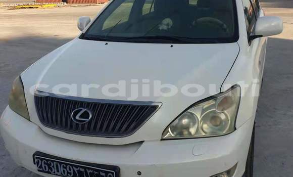 Acheter Occasion Voiture Lexus RX 330 Blanc à Djibouti, Djibouti Region Acheter Occasion Voiture Lexus RX 330 Blanc à Djibouti, Djibouti Region