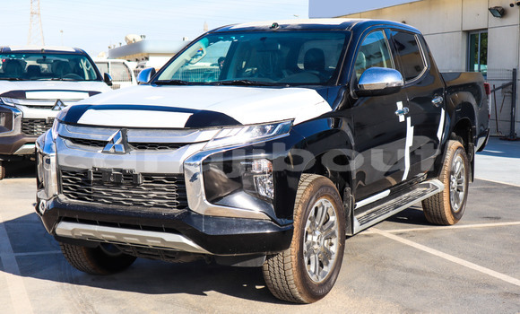 Acheter Import Voiture Mitsubishi L200 Noir à Djibouti, Djibouti Region Acheter Import Voiture Mitsubishi L200 Noir à Djibouti, Djibouti Region