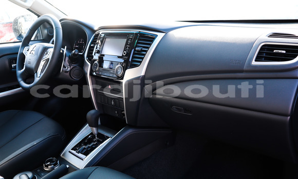 Acheter Import Voiture Mitsubishi L200 Noir à Djibouti, Djibouti Region Acheter Import Voiture Mitsubishi L200 Noir à Djibouti, Djibouti Region