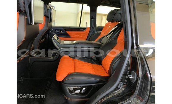 Acheter Import Voiture Lexus LX Noir à Import - Dubai, Ali Sabieh Region Acheter Import Voiture Lexus LX Noir à Import - Dubai, Ali Sabieh Region