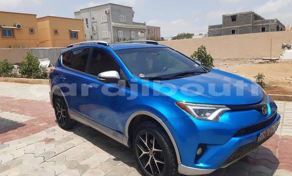 Acheter Occasion Voiture Toyota RAV4 Bleu à Djibouti, Djibouti Region Acheter Occasion Voiture Toyota RAV4 Bleu à Djibouti, Djibouti Region