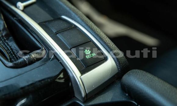 Acheter Import Voiture Honda Civic Gris à Dikhil, Dikhil Acheter Import Voiture Honda Civic Gris à Dikhil, Dikhil