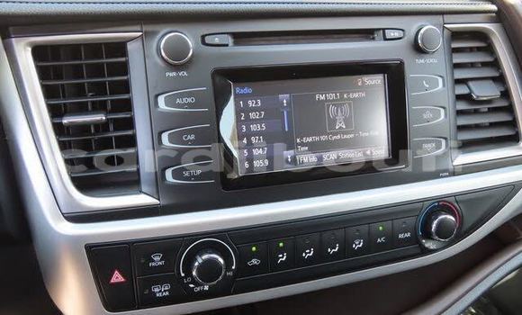 Acheter Import Voiture Toyota Highlander Noir à Dikhil, Dikhil Acheter Import Voiture Toyota Highlander Noir à Dikhil, Dikhil