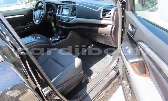 Acheter Import Voiture Toyota Highlander Noir à Dikhil, Dikhil Acheter Import Voiture Toyota Highlander Noir à Dikhil, Dikhil