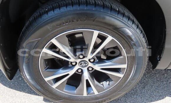 Acheter Import Voiture Toyota Highlander Noir à Dikhil, Dikhil Acheter Import Voiture Toyota Highlander Noir à Dikhil, Dikhil