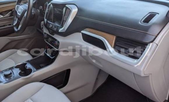 Acheter Import Voiture GMC Terrain Gris à Djibouti, Djibouti Region Acheter Import Voiture GMC Terrain Gris à Djibouti, Djibouti Region
