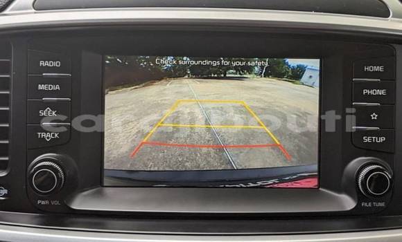 Acheter Import Voiture Kia Sorento Noir à Djibouti, Djibouti Region Acheter Import Voiture Kia Sorento Noir à Djibouti, Djibouti Region