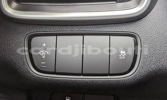 Acheter Import Voiture Kia Sorento Noir à Djibouti, Djibouti Region Acheter Import Voiture Kia Sorento Noir à Djibouti, Djibouti Region
