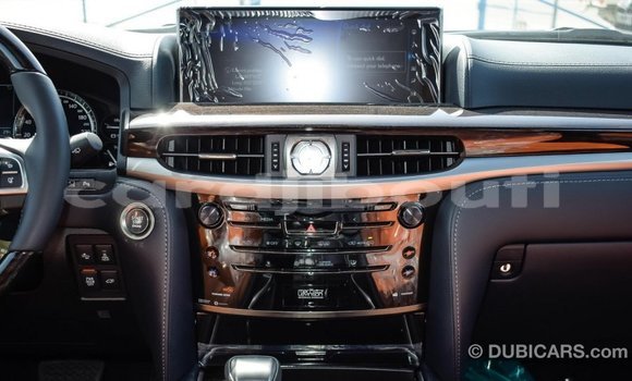 Acheter Import Voiture Lexus LX Blanc à Import - Dubai, Ali Sabieh Region Acheter Import Voiture Lexus LX Blanc à Import - Dubai, Ali Sabieh Region