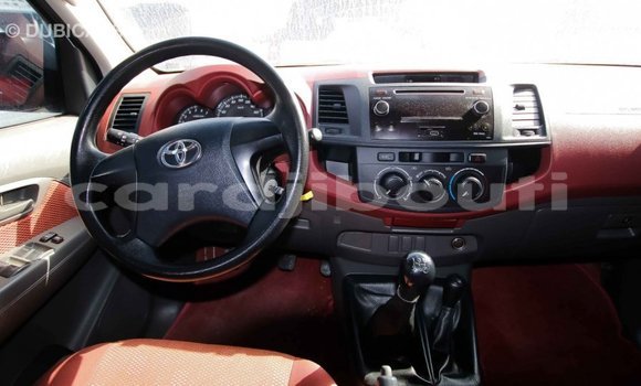 Buy Import Toyota Hilux Red Car in Import - Dubai in Ali Sabieh Region Buy Import Toyota Hilux Red Car in Import - Dubai in Ali Sabieh Region
