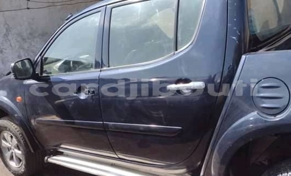 Acheter Occasion Voiture Mitsubishi L200 Bleu à Djibouti, Djibouti Region Acheter Occasion Voiture Mitsubishi L200 Bleu à Djibouti, Djibouti Region