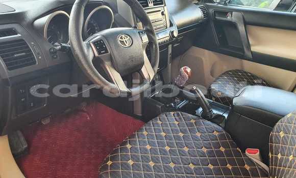 Acheter Occasion Voiture Toyota Prado Rouge à Djibouti, Djibouti Region Acheter Occasion Voiture Toyota Prado Rouge à Djibouti, Djibouti Region