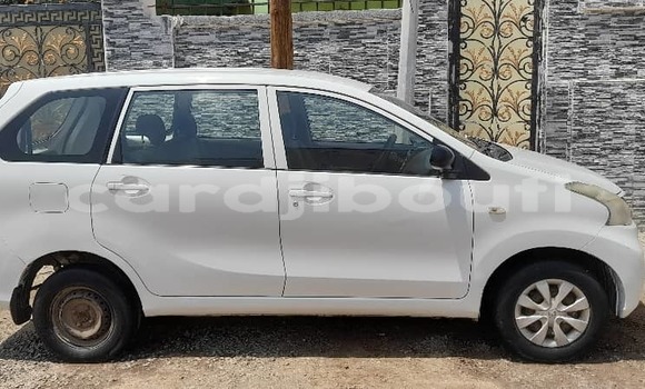 Acheter Occasion Voiture Toyota Avanza Blanc à Djibouti, Djibouti Region