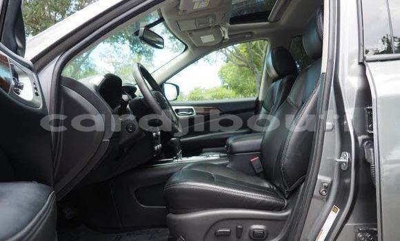 Acheter Occasion Voiture Nissan Pathfinder Gris à Tadjourah, Tadjourah Acheter Occasion Voiture Nissan Pathfinder Gris à Tadjourah, Tadjourah