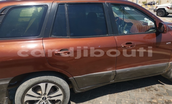 Acheter Occasion Voiture Hyundai Santa Fe Marron à Djibouti, Djibouti Region Acheter Occasion Voiture Hyundai Santa Fe Marron à Djibouti, Djibouti Region