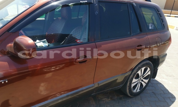 Acheter Occasion Voiture Hyundai Santa Fe Marron à Djibouti, Djibouti Region Acheter Occasion Voiture Hyundai Santa Fe Marron à Djibouti, Djibouti Region