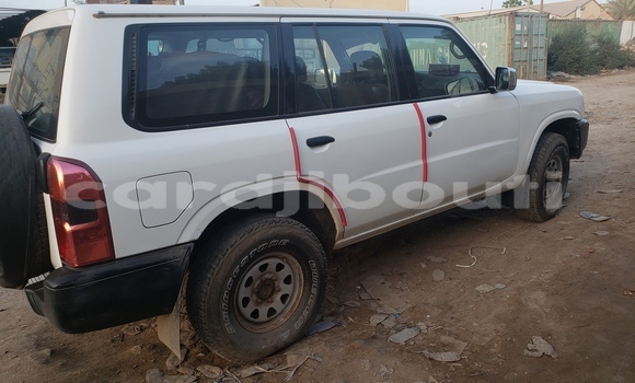 Acheter Occasion Voiture Nissan Patrol Blanc à Djibouti, Djibouti Region Acheter Occasion Voiture Nissan Patrol Blanc à Djibouti, Djibouti Region