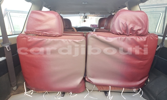 Acheter Occasion Voiture Nissan Patrol Blanc à Djibouti, Djibouti Region Acheter Occasion Voiture Nissan Patrol Blanc à Djibouti, Djibouti Region