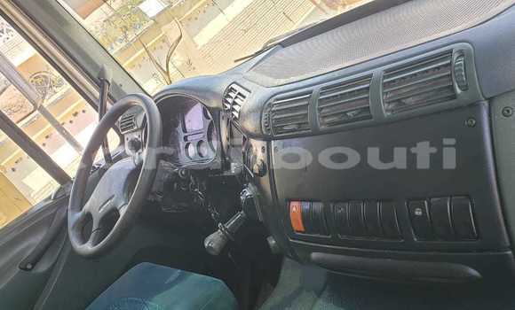 Acheter Occasion Utilitaire DAF CF Blanc à Djibouti, Djibouti Region Acheter Occasion Utilitaire DAF CF Blanc à Djibouti, Djibouti Region