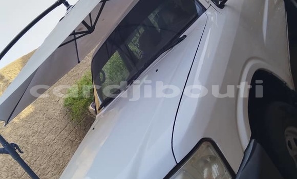 Acheter Occasion Voiture Nissan Patrol Blanc à Djibouti, Djibouti Region Acheter Occasion Voiture Nissan Patrol Blanc à Djibouti, Djibouti Region