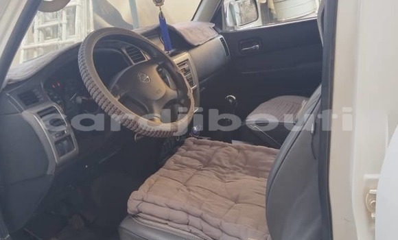 Acheter Occasion Voiture Nissan Patrol Blanc à Djibouti, Djibouti Region Acheter Occasion Voiture Nissan Patrol Blanc à Djibouti, Djibouti Region