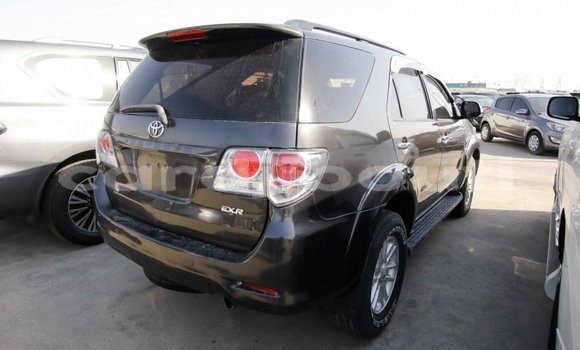Buy Import Toyota Fortuner Other Car in Import - Dubai in Ali Sabieh Region Buy Import Toyota Fortuner Other Car in Import - Dubai in Ali Sabieh Region