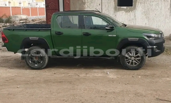 Acheter Occasion Voiture Toyota Hilux Vert à Djibouti, Djibouti Region Acheter Occasion Voiture Toyota Hilux Vert à Djibouti, Djibouti Region