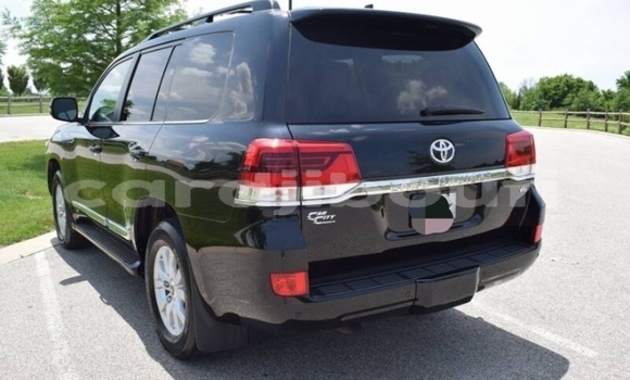 Acheter Occasion Voiture Toyota Land Cruiser Noir à Alaili Dadda, Obock Acheter Occasion Voiture Toyota Land Cruiser Noir à Alaili Dadda, Obock
