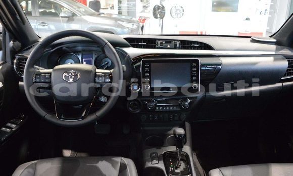 Acheter Occasion Voiture Toyota Hilux Vert à Import - Dubai, Ali Sabieh Region Acheter Occasion Voiture Toyota Hilux Vert à Import - Dubai, Ali Sabieh Region