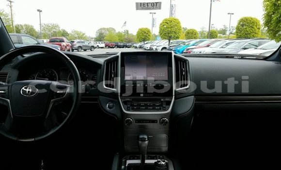 Acheter Occasion Voiture Toyota Land Cruiser Noir à Import - Dubai, Ali Sabieh Region Acheter Occasion Voiture Toyota Land Cruiser Noir à Import - Dubai, Ali Sabieh Region